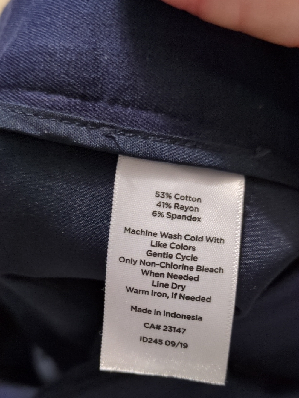 Talbot's Navy Blue Newport Pants Size 2P - Picture 4 of 5